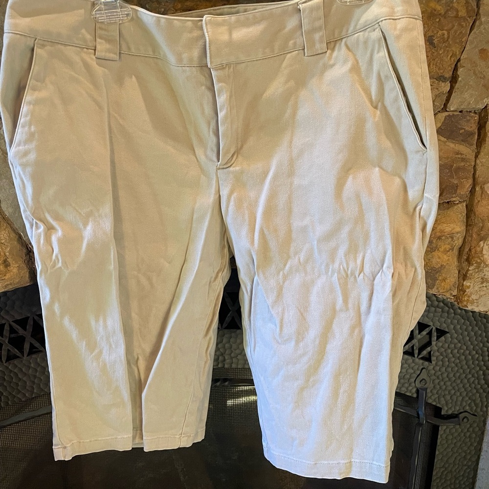Caslon dressy bermudas size 14